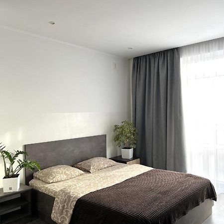 Комфортні Апартаменти 82 Ivano-Frankivsk Extérieur photo